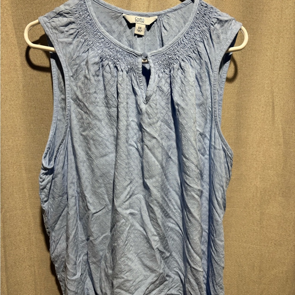 Croft & Barrow Light Blue Sleeveless Blouse